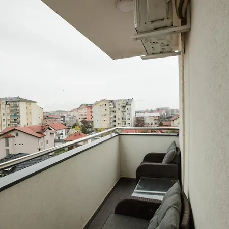 29 Apartment